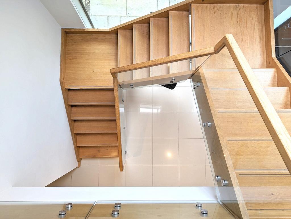Switchback open stairs (Large)