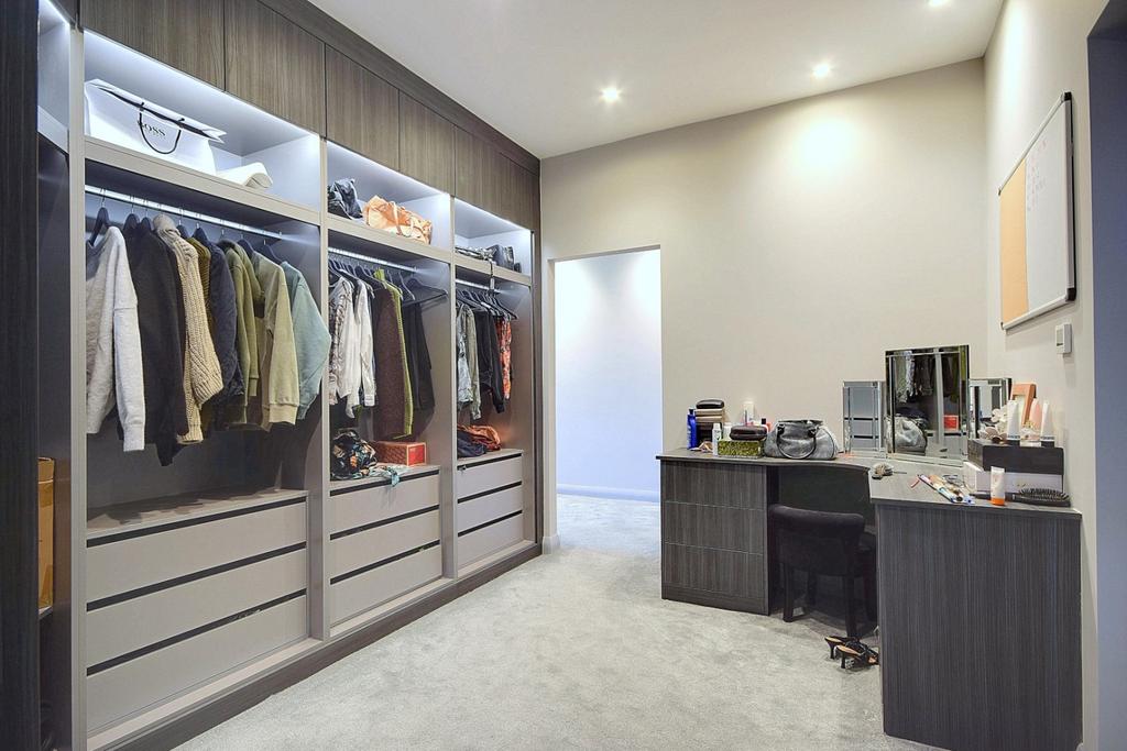 Master Dressing (Large)