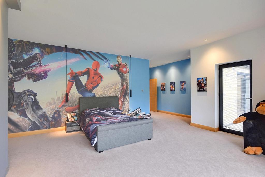 Bedroom with peninsula rear (Large)