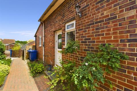 3 bedroom end of terrace house for sale, Albemarle Road, Churchdown, Gloucester, Gloucestershire, GL3