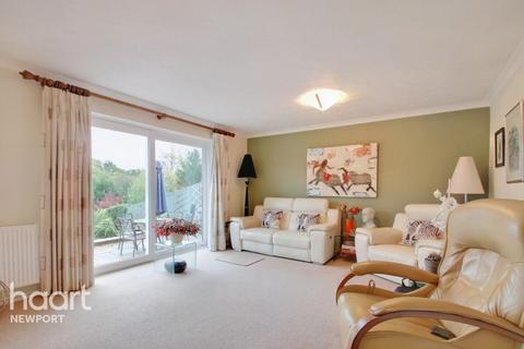 4 bedroom detached house for sale, Pentre-Poeth Close, Newport