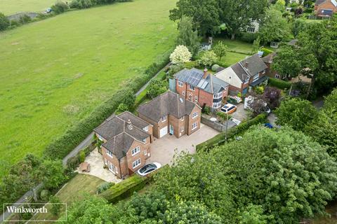 5 bedroom detached house for sale, Monk Sherborne Road, Charter Alley, Hampshire, RG26