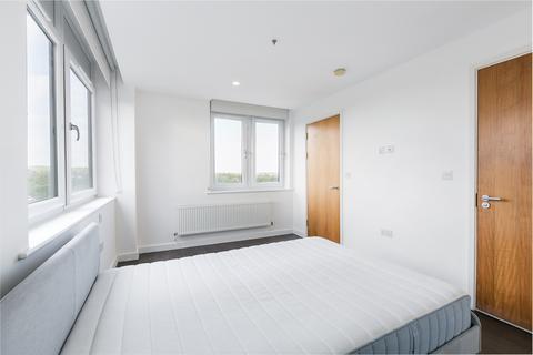 1 bedroom apartment to rent, Trafford House, Cherrydown East, Basildon, SS16 5GW