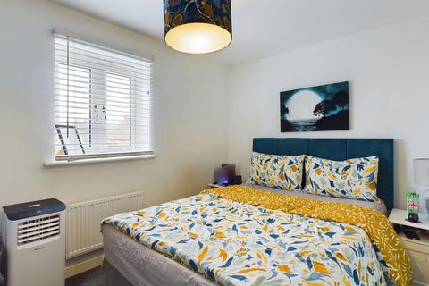 10 Bangor Close, Towcester, NN12 6UH
