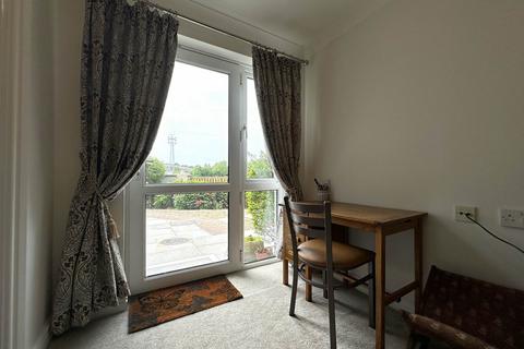 1 bedroom retirement property for sale, Strand Court, Bideford