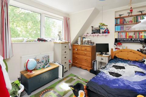 1 Elm Close, Campton, Shefford, SG17 5PE
