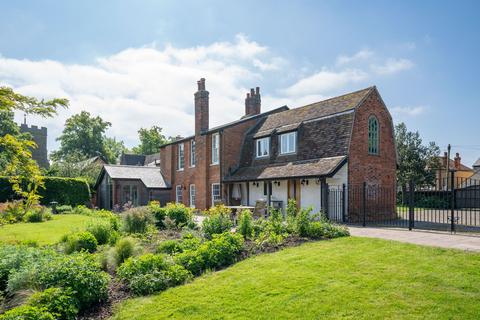 15 Cambridge Road, Girton, Cambridge, CB3 0PN