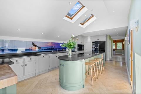 15 Cambridge Road, Girton, Cambridge, CB3 0PN