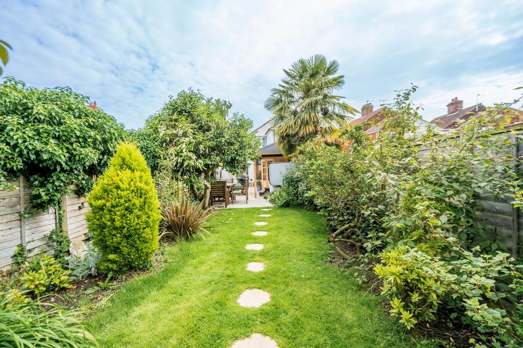 Yaxham Road, Dereham 2 bed semidetached house for sale £230,000