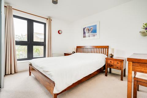 1 bedroom flat for sale, 844 Garratt Lane, London, SW17