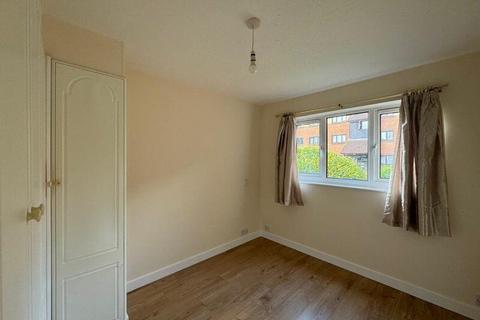 1 bedroom apartment to rent, Pavilion Way, Edgware,  HA8 9YA
