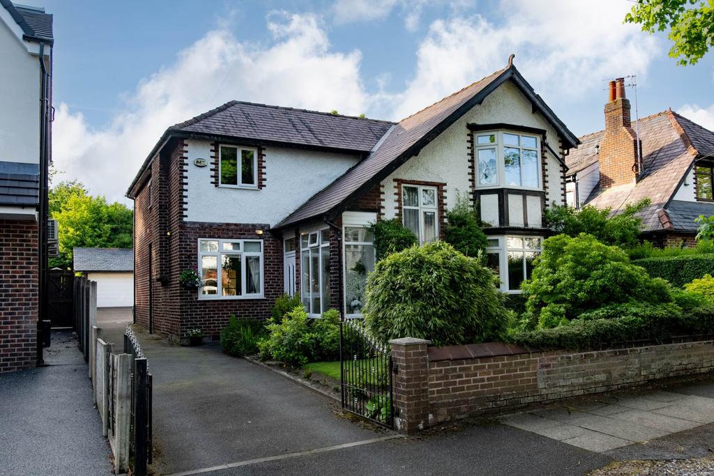 Danesway, Prestwich 4 bed detached house for sale £775,000