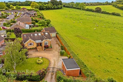 4 bedroom detached house for sale, Bedford Road, Sherington