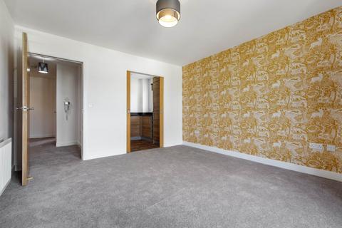 2 bedroom apartment for sale, Kenley Road, Renfrew