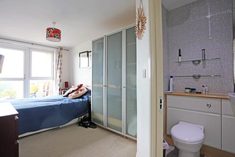 2 bedroom flat to rent, Mill Court, Harlow, CM20