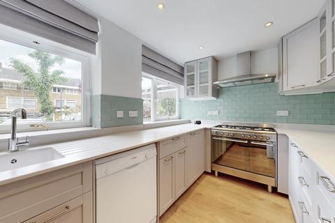 3 bedroom apartment for sale, Wymondham Court, St John's Wood Park, London, NW8