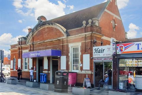 1 bedroom ground floor flat for sale, St. Mary's Road, Ilford, Essex