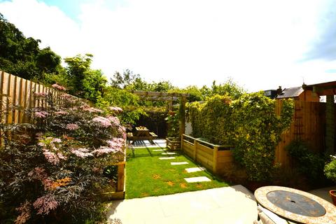 2 Kenneth Close, Cheltenham, GL53 9BE
