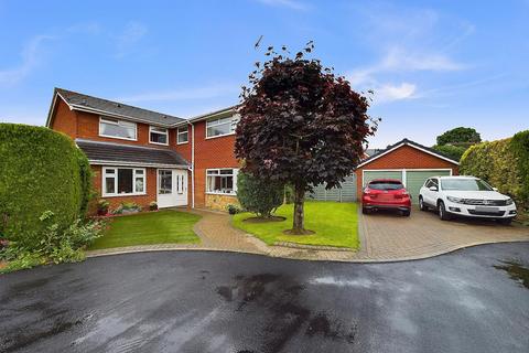 4 bedroom detached house for sale, Langford Court, Tarvin, CH3