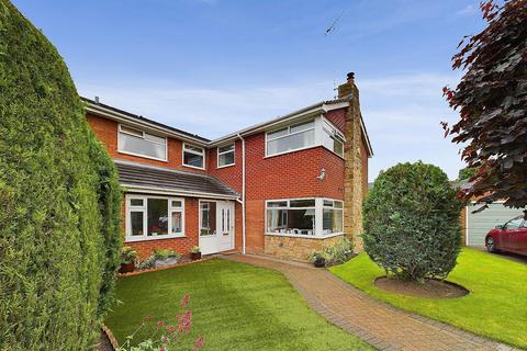 4 bedroom detached house for sale, Langford Court, Tarvin, CH3