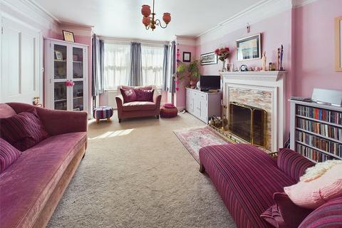 37 Collingwood Road, Witham, CM8 2DZ