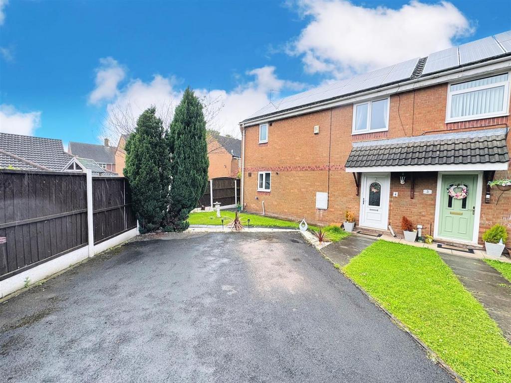 Atkinson Grove, Huyton, Liverpool 3 bed semidetached house for sale £140,000