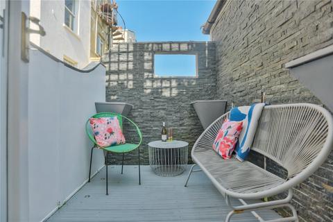 2 bedroom flat for sale, Lansdowne Place, Hove, BN3