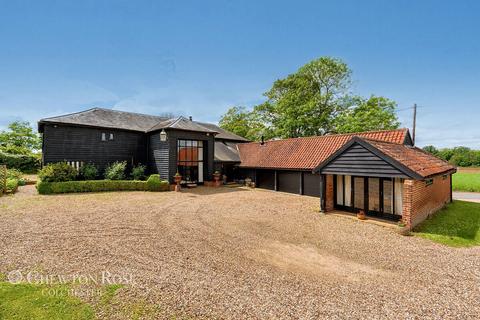 4 bedroom detached house for sale, Braxted Road, Kelvedon