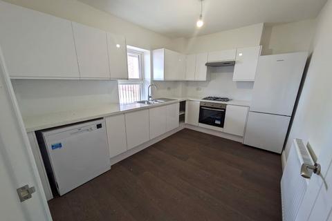 2 bedroom apartment to rent, Pender Court, Sidcup, Kent