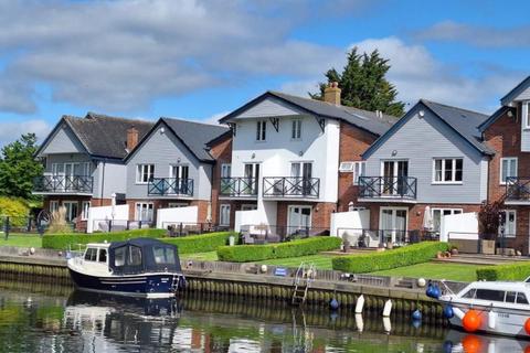 4 bedroom terraced house for sale, Wherry Close, Chedgrave, Loddon