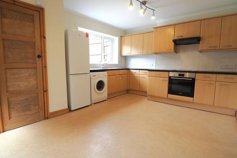 2 bedroom semi-detached house to rent, Orchard Road, Whaley Bridge, SK23