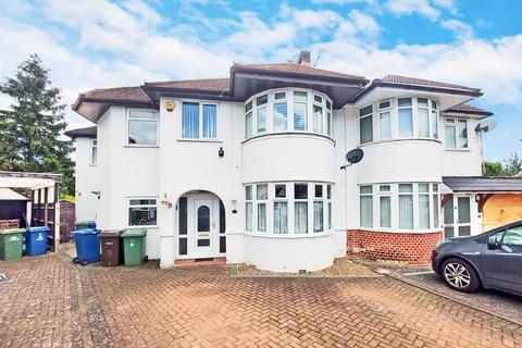 5 bedroom semi-detached house for sale, South Close, Pinner HA5
