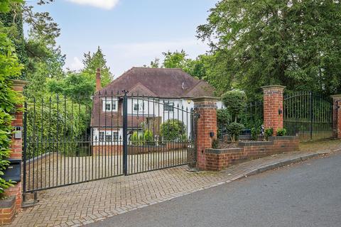 5 bedroom detached house for sale, Roke Road, Kenley CR8