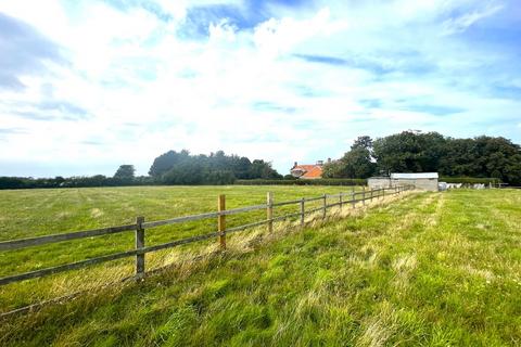 Land for sale, BRANCASTER - 3.6 Acres of Amenity Land with Stables & Former MOD Bunker