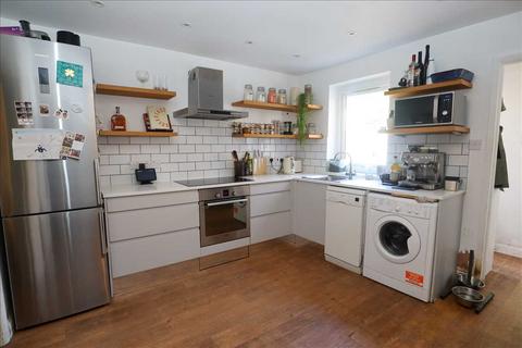 2 bedroom terraced house for sale, Lion Green Road, Coulsdon