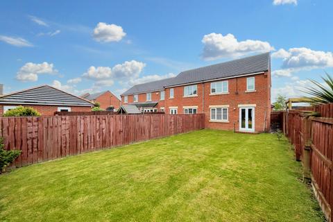 3 bedroom semi-detached house to rent, Falmouth Close, Redcar TS10