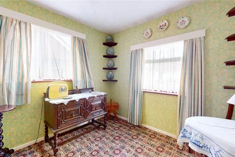 39 Brook Way, Lancing, BN15 8DQ