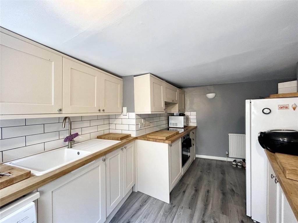 West End, Westbury 2 bed terraced house for sale £160,000