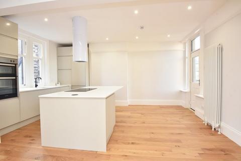 2 bedroom flat for sale, Stray Road, Harrogate