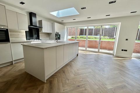 3 bedroom detached house for sale, Rangoon Road, Solihull