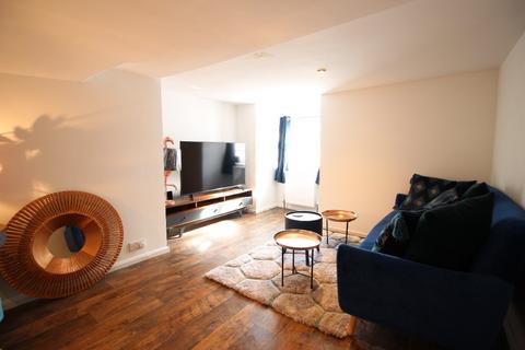 undefined, High Street, Biggleswade, SG18