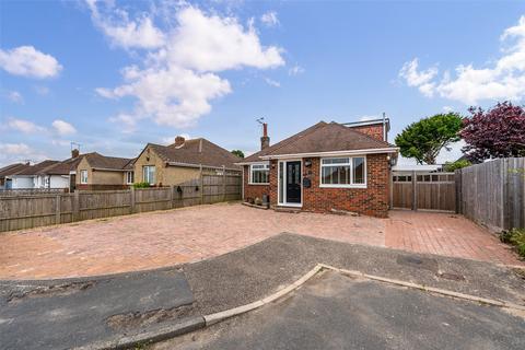 4 bedroom bungalow for sale, Greentrees Close, Sompting, West Sussex, BN15