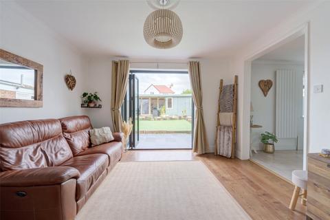 4 bedroom bungalow for sale, Greentrees Close, Sompting, West Sussex, BN15