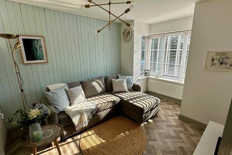 4 bedroom semi-detached house to rent, Jack Sadler Way, Exeter