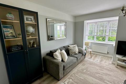 4 bedroom semi-detached house to rent, Jack Sadler Way, Exeter