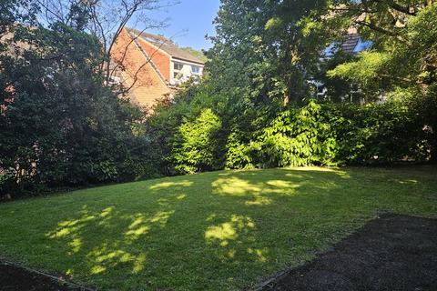 45 Windmill Rise, Kingston Upon Thames, KT2 7TU