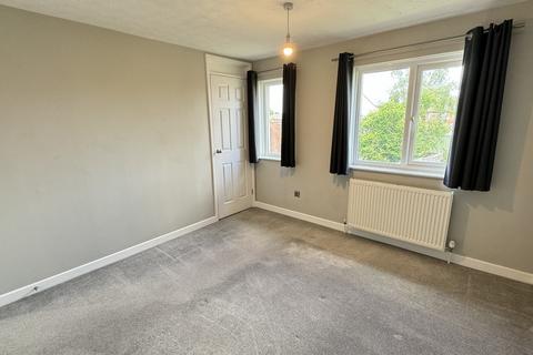 2 bedroom end of terrace house to rent, Wiltshire Drive, Trowbridge