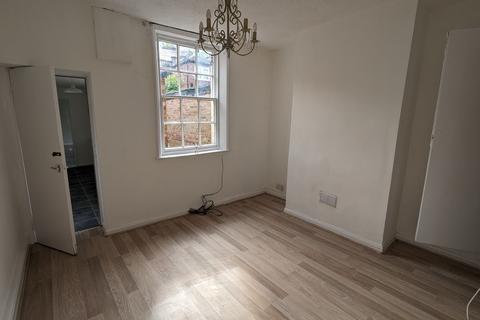 2 bedroom terraced house to rent, Rushton Place, Woolton