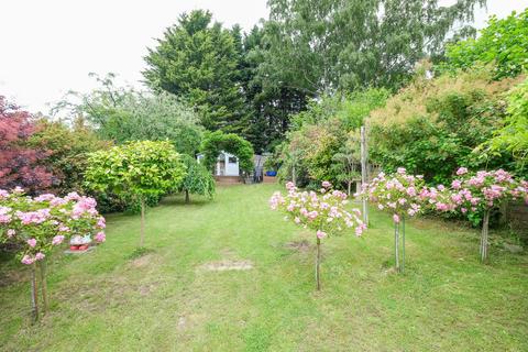 3 bedroom semi-detached house for sale, Kevington Drive, Orpington