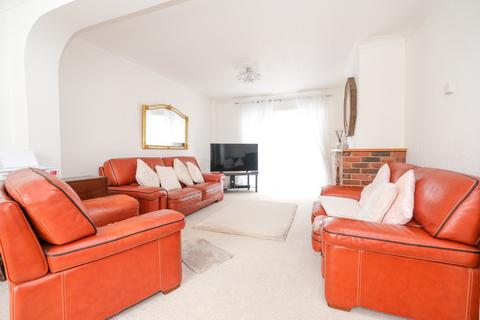 30 Kevington Drive, Orpington, BR5 2NU